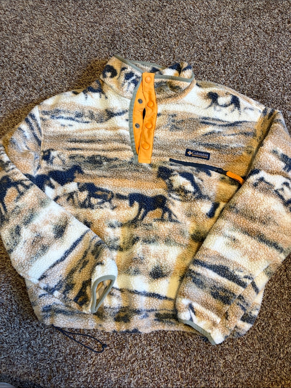 Columbia Horse Pullover